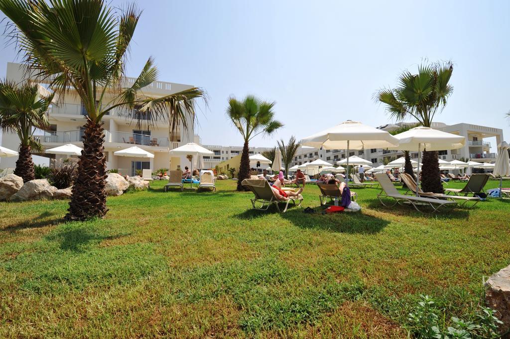 Hotel Capital Coast And