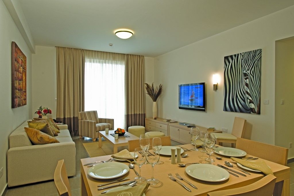 Capital Coast And 4* Пафос